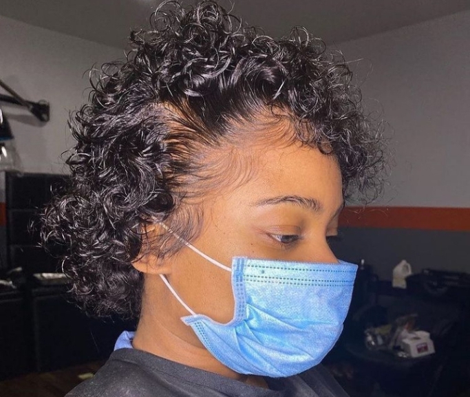 Frontal wet curls Gh¢280